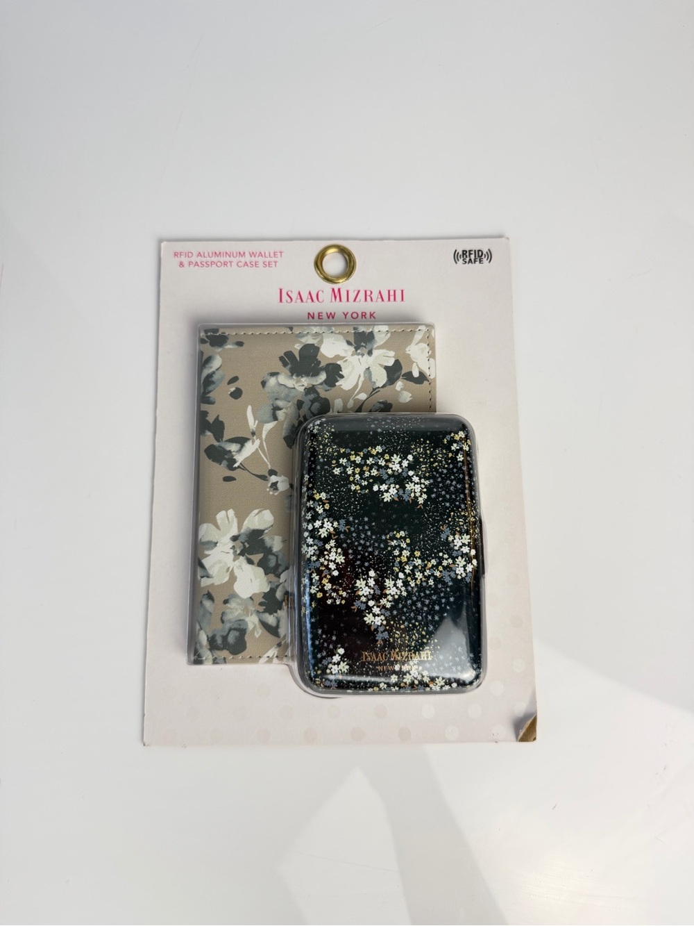 Isaac Mizrahi New York RFID Aluminum Wallet & Passport Case Set NWT